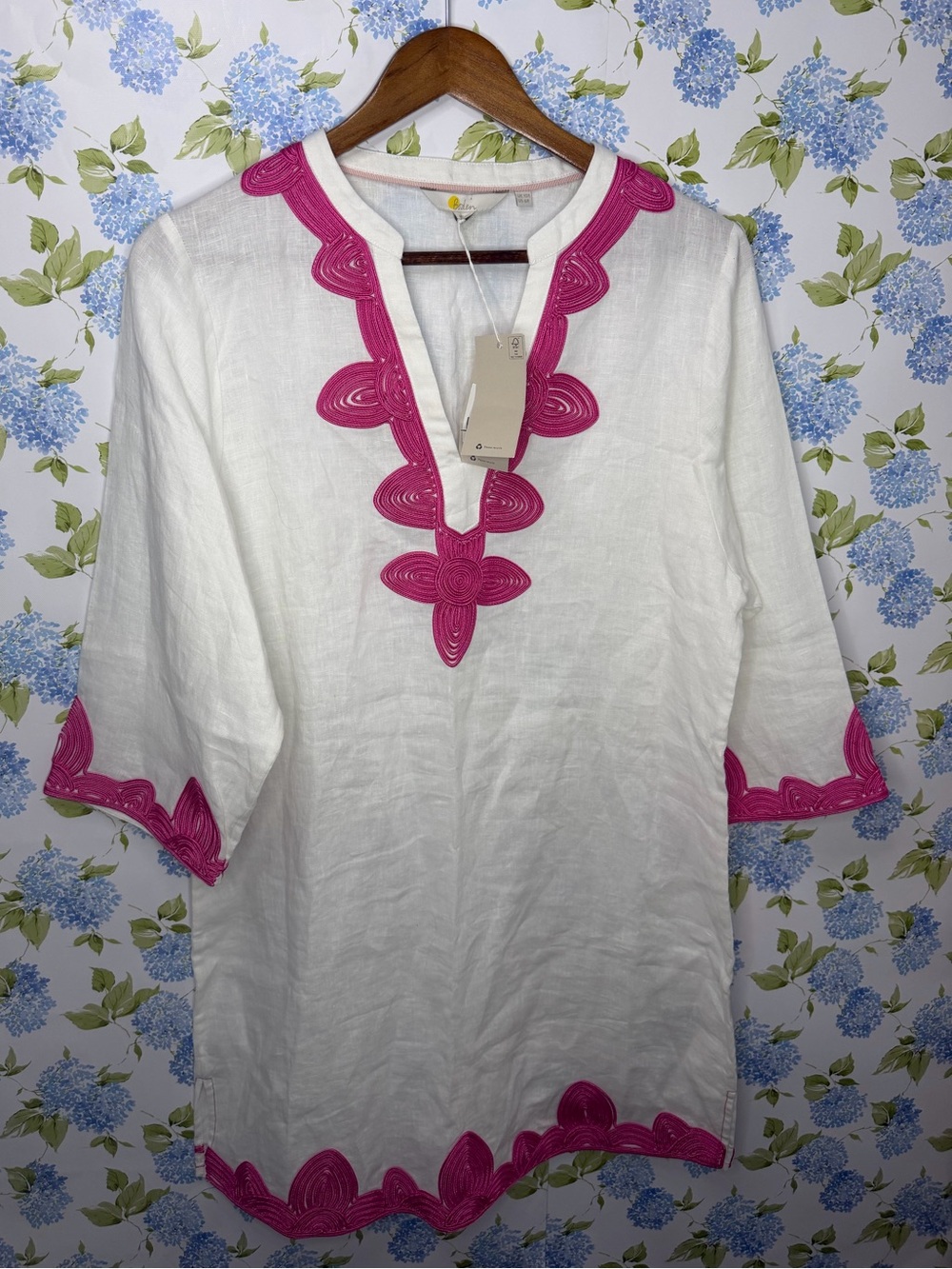 Women’s White Linen Tunic with Pink Embroidery